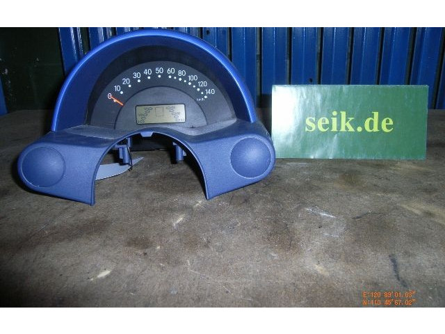 Přístrojová deska Peugeot 504 2000