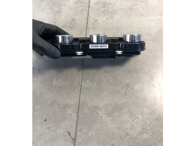 Блок управления кондиционера воздуха / климата/ печки (в салоне) 3AA907044BQ, 5HB01125761   Volkswagen PASSAT B7