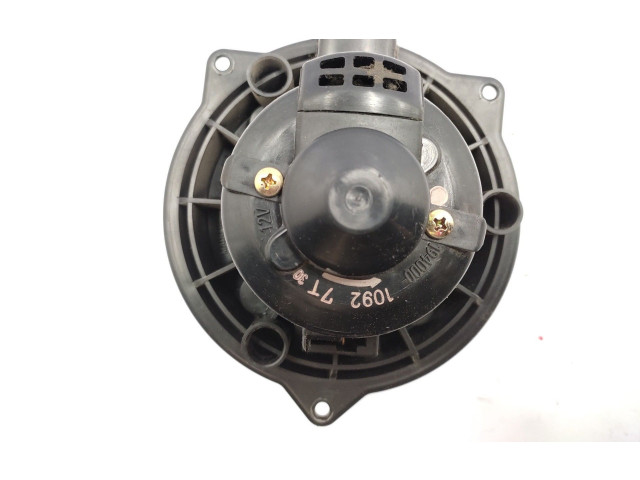 Вентилятор печки    7415081A10   Suzuki Jimny