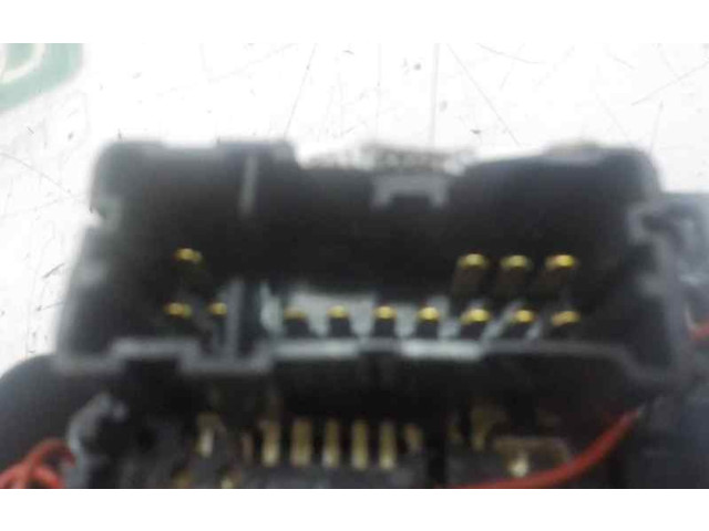 Ручка стеклоочистителей Dacia Dokker