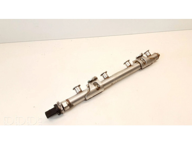 Магистральная трубка топлива