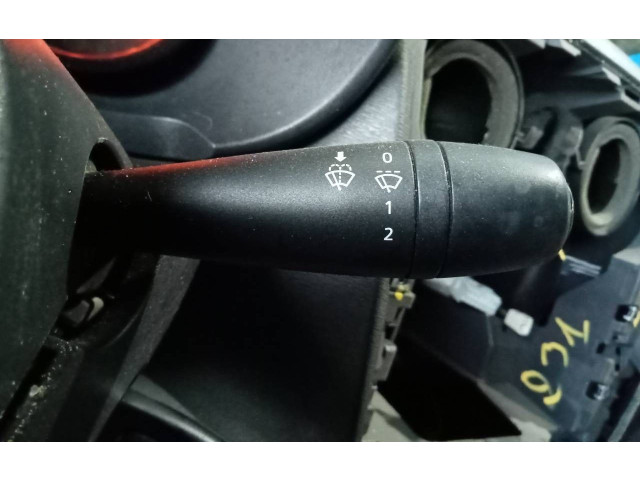 Ручка стеклоочистителей    Dacia Dokker