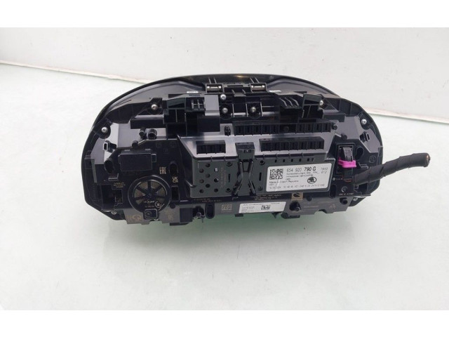 Панель приборов 654920790G Skoda Scala