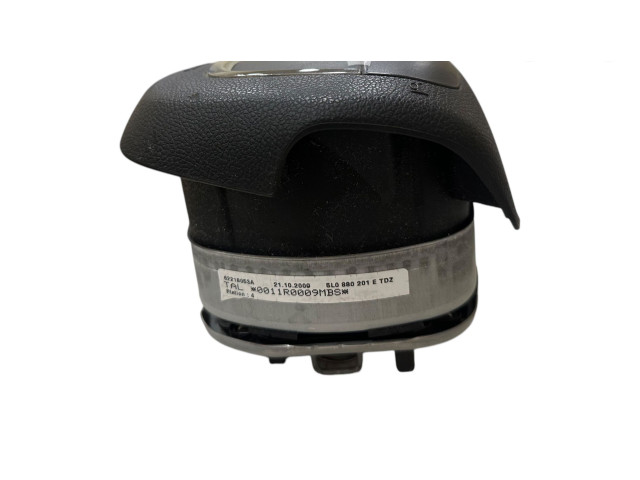 Подушка безопасности водителя 5L0880201E, 62218053A   Skoda Yeti (5L)