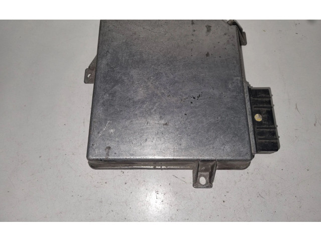 Блок управления двигателя MNE10012, 07404004   Rover 100