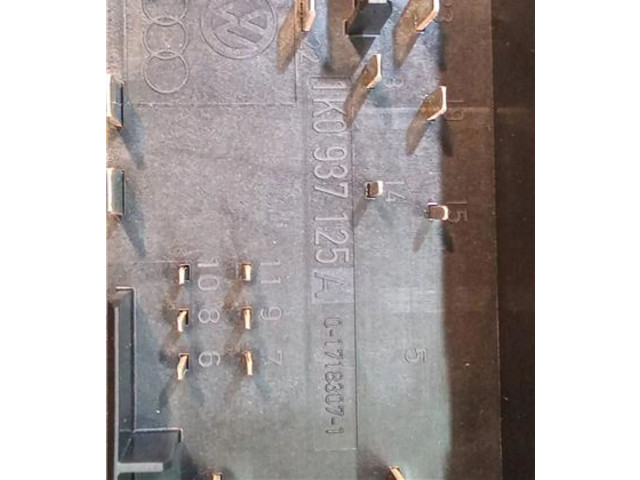 Блок предохранителей 1K0937125A, 1K0937125A Audi A3 S3 8L