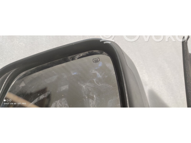 Зеркало электрическое Jeep Grand Cherokee 2010 - 2021 года