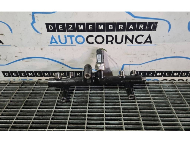 Топливная рампа 9681909680, 28497Z01   Ford Kuga I   для двигателя G6DG, UKDA