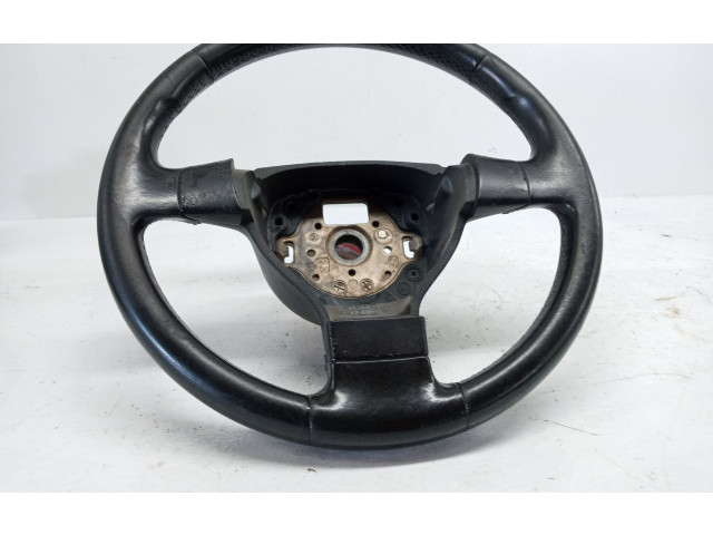 Volant Volkswagen Passat Alltrack 2005   