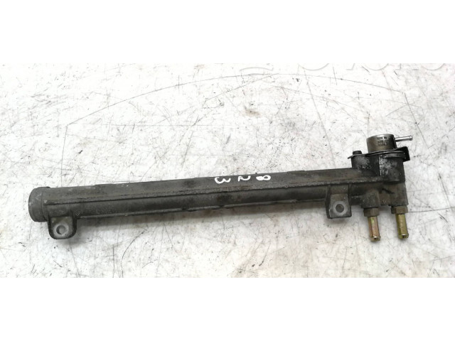 Топливная рампа 036133319B, 036031C   Volkswagen Golf IV  