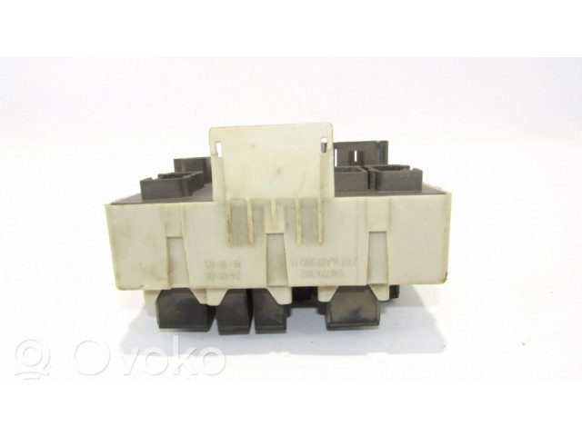 Блок предохранителей 2T1T14A073BD   Ford Transit -  Tourneo Connect    