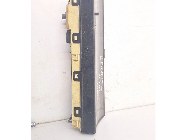 Přístrojová deska Renault 5 1990