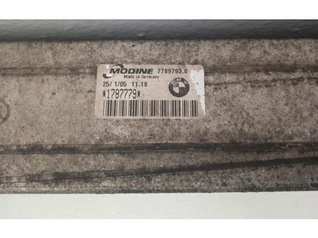 Интеркулер  77897930, 77897930   BMW X3 E83 