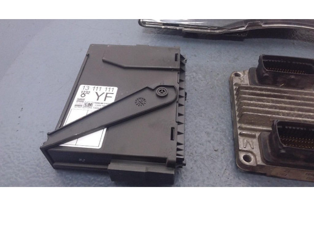 Блок управления двигателем Блок управления 12230554, 12230554   Opel Meriva A