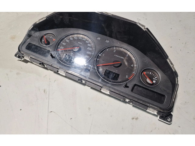 Панель приборов 30746102   Volvo V70       