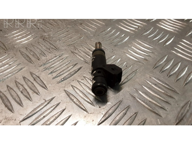 Vstřikovač 7506158   BMW 3 E46  pro benzínový motor 1.8  