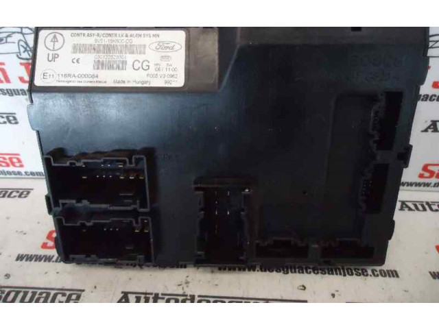 Блок предохранителей 8V5115K600CG Ford Fiesta