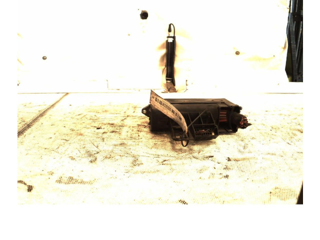   Pojistková skříňka    Volkswagen Tiguan 2008