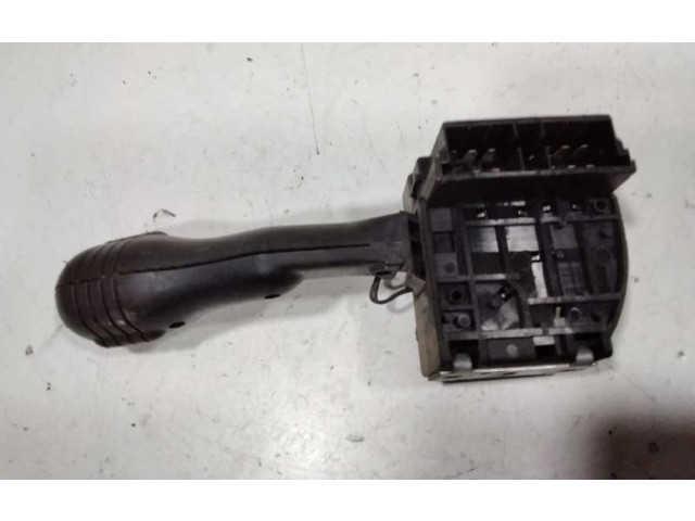 Ручка стеклоочистителей 7700832722 Renault Twingo I