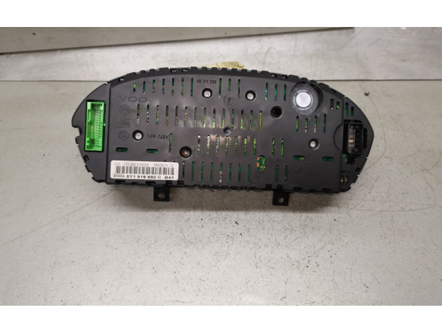 Панель приборов 6Y1919880C   Skoda Fabia Mk1 (6Y)       