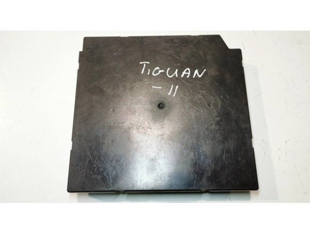 Блок комфорта 1K0937086AA Volkswagen Tiguan