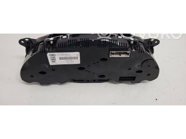 Přístrojová deska Audi RS5 2010 8T0920982A, 503002363405