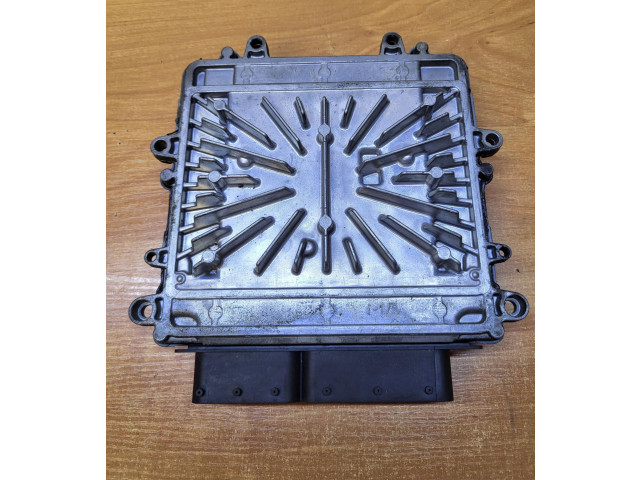 Блок управления двигателя     31272463AA, 1039S18372    Volvo XC90 