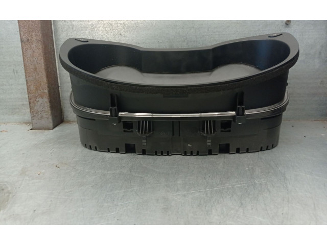 Панель приборов 8U0920930G, 8U0920930J Audi Q3 8U