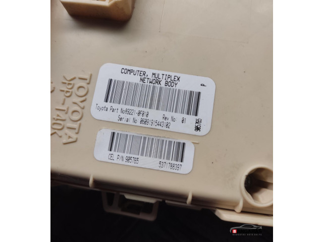 Блок предохранителей 892210f010 Toyota Corolla Verso AR10