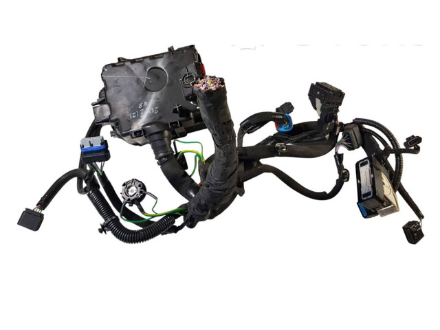 Pojistková skříňka 9824510780, 9826717980 Peugeot 208 2021