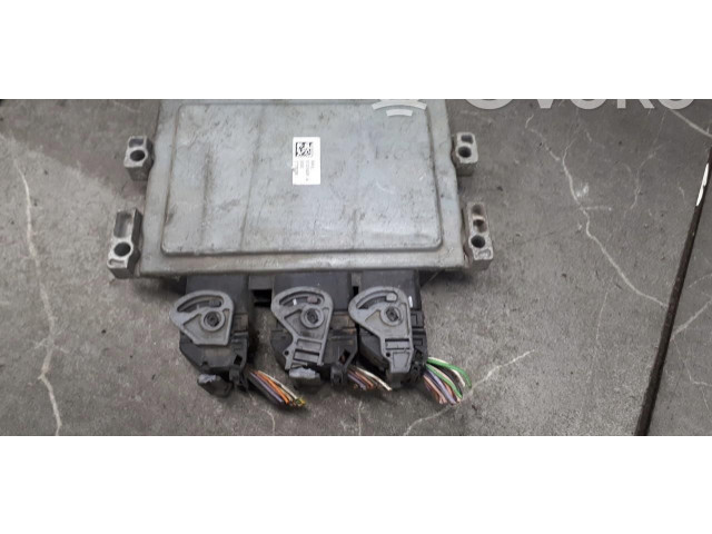 Комплект блоков управления 8200783095 Renault Clio III