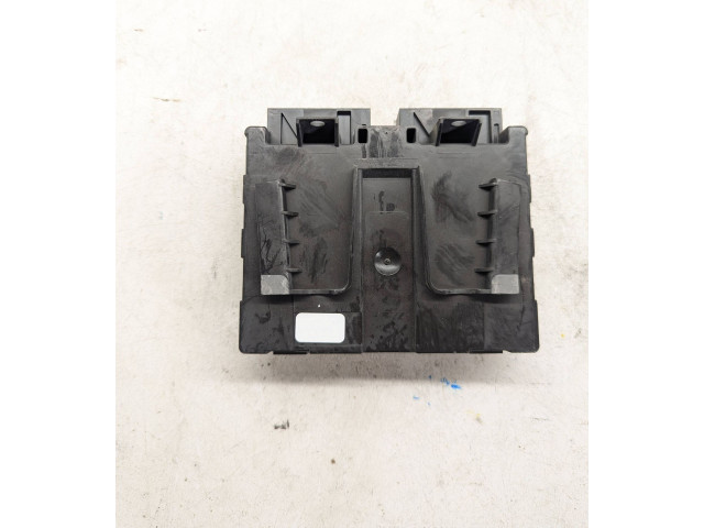 Блок управления кондиционером 7942428 BMW 5 G30 G31 2018