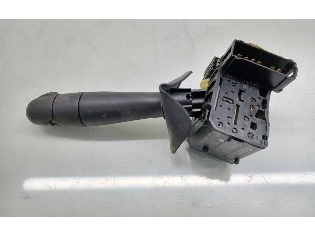 Ручка стеклоочистителей 6001551357, 01057666   Dacia Sandero