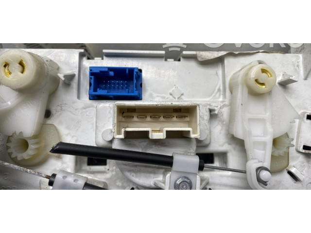 Блок управления климат-контролем 77365092 Fiat Grande Punto