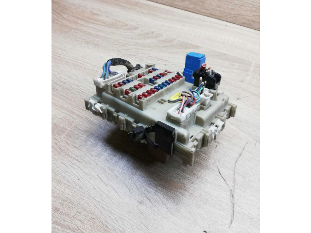 Pojistková skříňka 243504U100, 0810001 Nissan Almera N16 2000