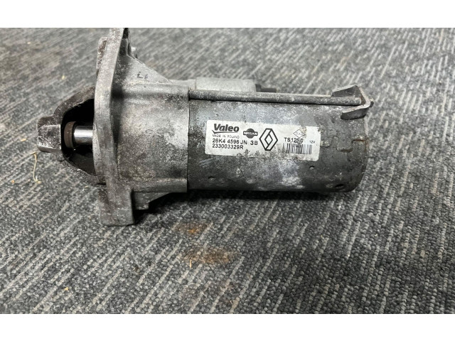 Масляный насос   233003329R  Renault Clio IV 