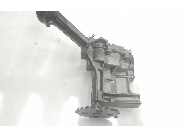 Масляный насос 8200591475, 150003395R Renault Clio II