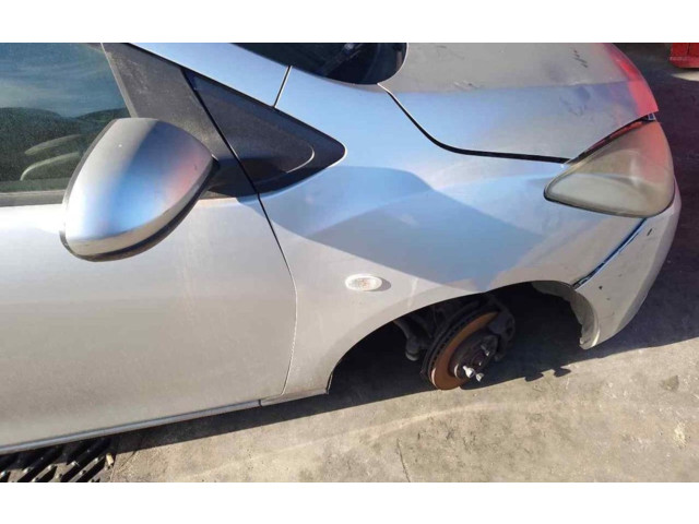 Pojistková skříňka Mazda 2