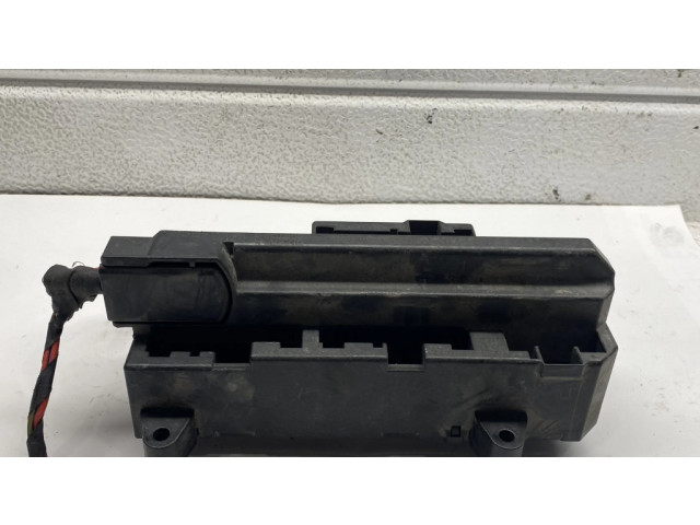 Pojistková skříňka 690058303 BMW 7 E65 E66 2006