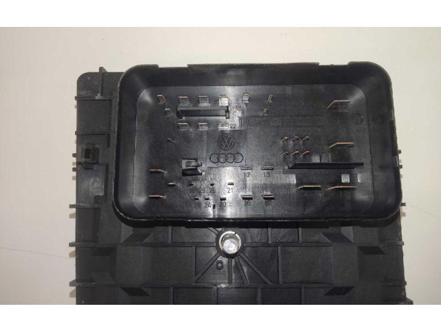 Pojistková skříňka 1K0937125 Seat Altea 2004