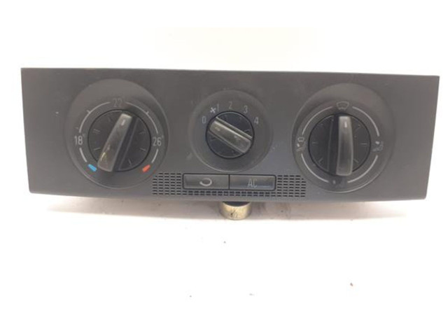 Блок управления климат-контролем 6Y0820045C, 901511760010 Skoda Fabia Mk1 (6Y)