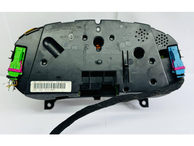 Панель приборов 8L0919860   Audi A3 S3 8L       