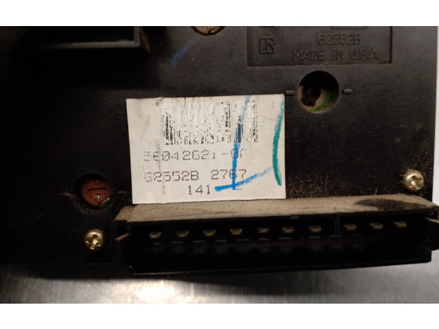 Ручка стеклоочистителей 56042621, 62552B Jeep Grand Cherokee (WJ)