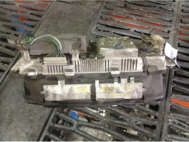 Přístrojová deska Land Rover Discovery 1989