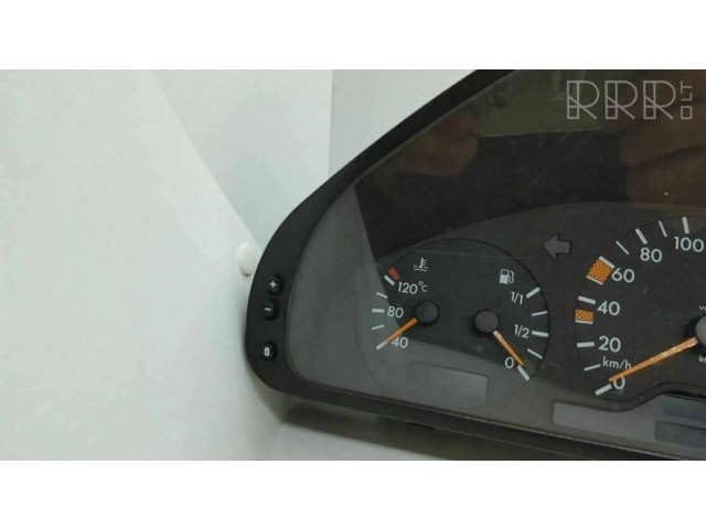 Přístrojová deska Mercedes-Benz C W202 1993 2025402148