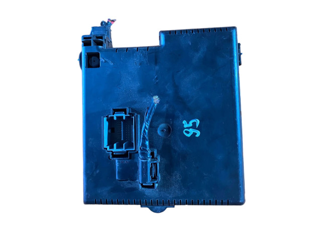 Pojistková skříňka 30728512, 00006521814 Volvo XC90 2007