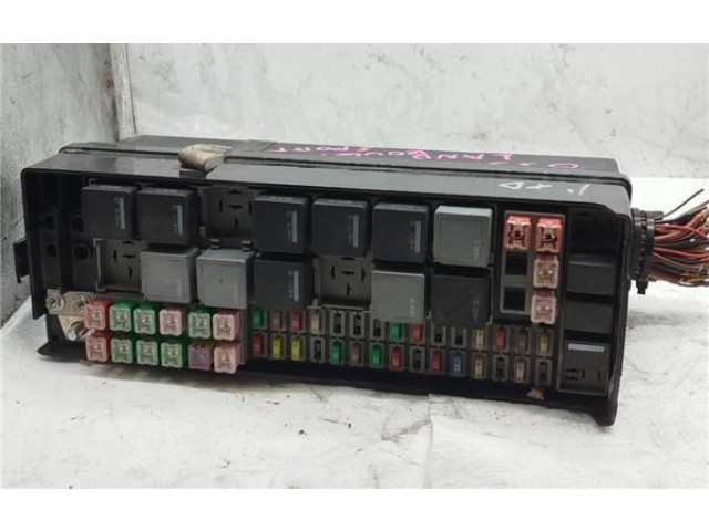 Pojistková skříňka T5EJBM02M0D02, T5EJBM02M0D02 Land Rover Range Rover Sport L320 2006