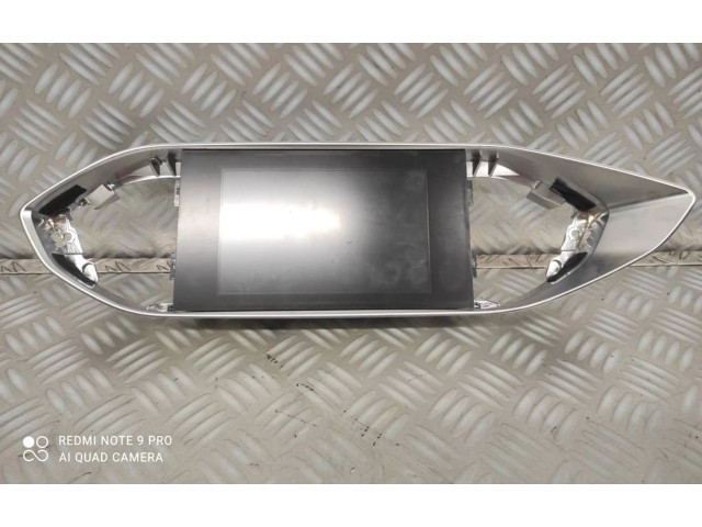 Дисплей 9824298580, 06980930 Citroen C3 Aircross