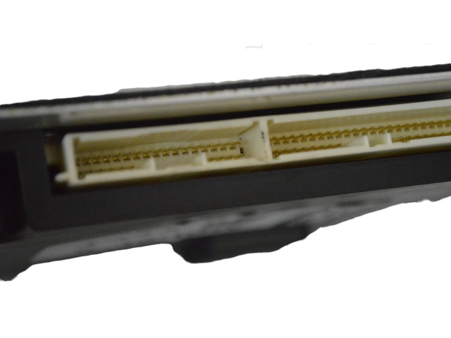 Turbodmychadlo Блок управления дверью 103722200E   Tesla Model X   L2S