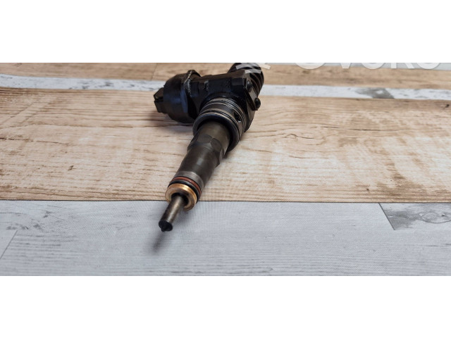 Форсунка 038130073BQ Skoda Octavia Mk2 (1Z) BMM